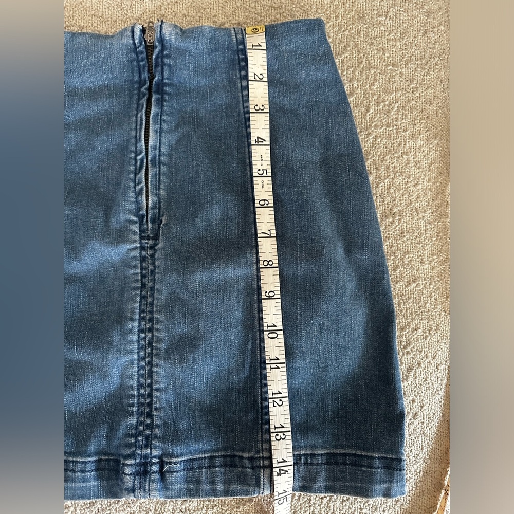 Free People Denim Mini Skirt Size 2 - Picture 5 of 6